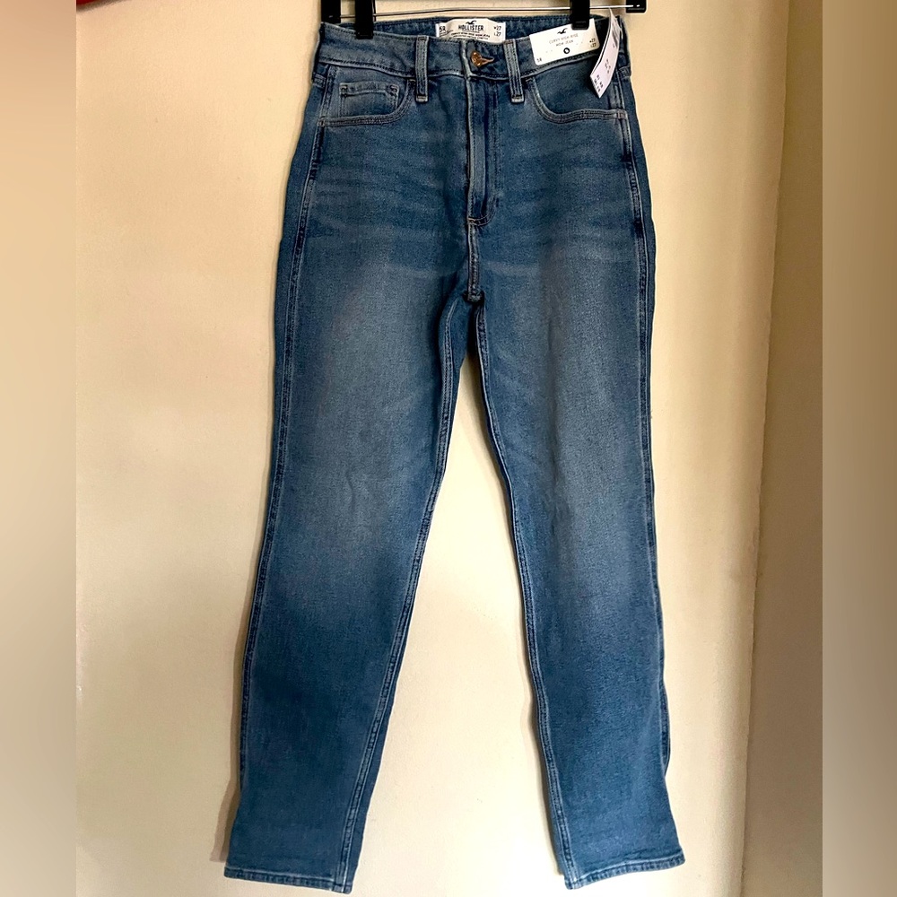 Brand new Hollister curvy mom jeans